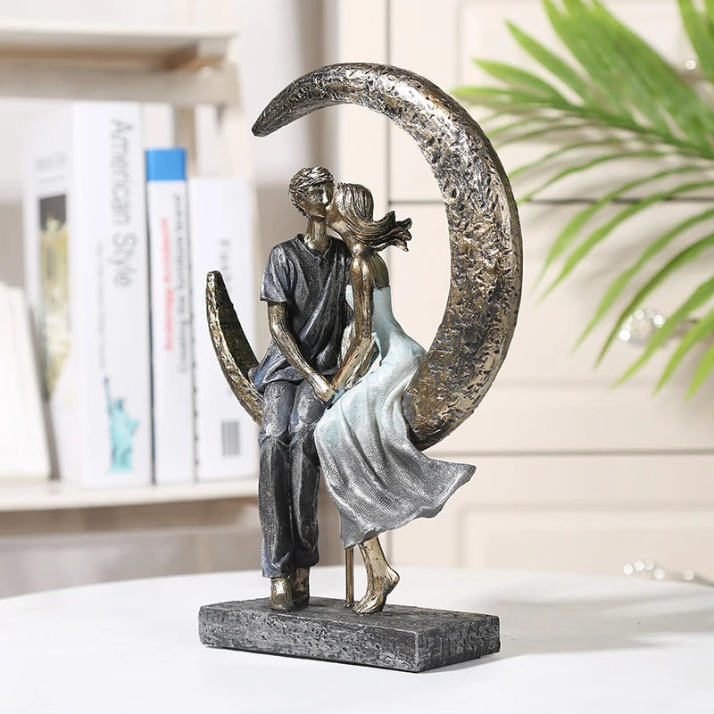 Romantic Moonlight Couple Statue Resin Date Lovers